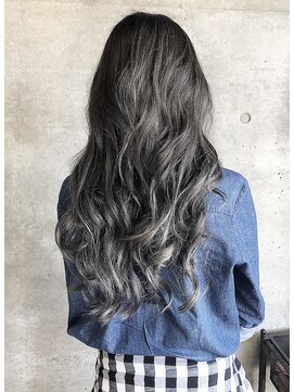 フェレイラ(Ferreira) 【Ferreira】極細ハイライト+グレージュカラー