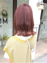 イーエムエー プレミアムビューティーサロン 栄店(e.m.a PREMIUM BEAUTY SALON) 切りっぱなしミディアム