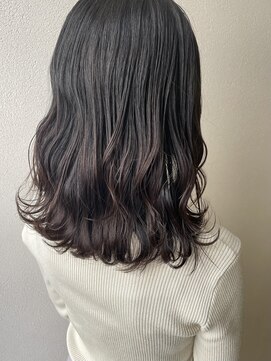 オウルヘアー(Owl hair) 前上がり/ローレイヤー/ミディアム/波巻き