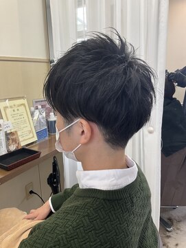 コアフィールフィス(COIFFURE fils) 《見附　今町》メンズ　束感ショート　刈り上げ