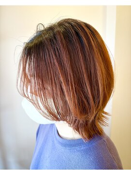 トレパルッキエーレ(tre parrucchiere) ［-tre-］オレンジカラー×ボブレイヤー　20代/30代/40代