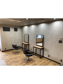 【三条駅徒歩3分】髪のお悩みも解決へ◎大人女性スタイリストよるマンツーマン施術サロン《defo》