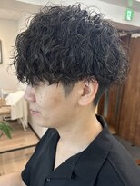 ウェイビーエフティフィフス 横浜西口(WAVEY ft.fifth) 横浜ツイスパ波巻きパーマメンズマッシュウルフ刈り上げなし