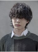 小久保styleフェザーパーマグレーブルーカラー刈り上げショート