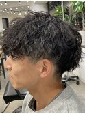 フェザーパーマ/グレーブルーカラー/刈り上げショートパンク