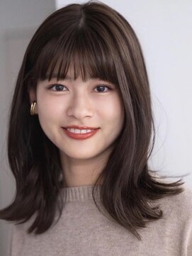 ガーデンヨコハマエスト(GARDEN YOKOHAMA est) イメチェン　外ハネボブ　美髪　ワイドバング　ミディアム　艶