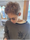 ハイトーン×スパイキーショート