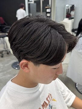 エデアンルクラ 下通(EDEAN Leclat) 熊本メンズパーマ センターパート ニュアンスパーマ MEN'S HAIR