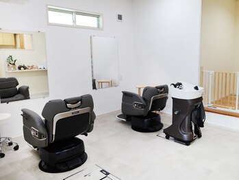 アイリープラス(I Re+)の写真/安心のバリアフリー◎家族みんなで通える貸切プライベートサロン*