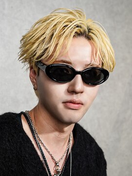 アイトーキョー 名古屋栄(AI TOKYO) ハイトーンフェザーショート【名古屋/栄/矢場町】