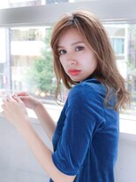 ルティア(Lutia) 透明感あふれるハニーベージュ♪