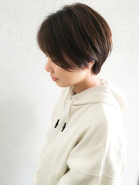 ヴィッカエコル (vicca 'ekolu) 《'ekolu横山》すっきりで大人っぽ可愛いショート