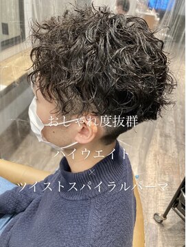 ソウス(SOURCE) ハイウエイトツーブロックスパイラルパーマ【佐藤和弥】