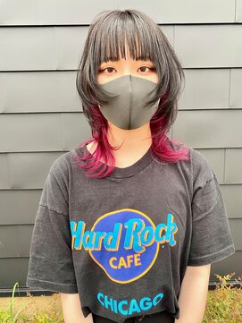 エクラヘア(ECLAT HAIR) ウルフカット×インナーピンク