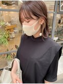 ナチュラルなフェイスフレーミングカラー