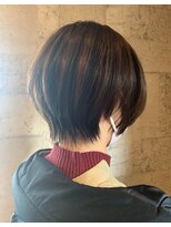 ヘアサロン アプリ(hair salon APPLI) 『 透明感×細めハイライト　くびれショート　小顔ショート 』