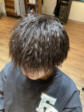 チルアウト(CHILL OUT) ツイストパーマ