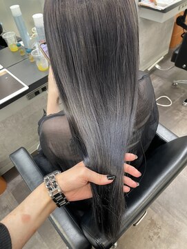 リリー(Lilley) 【Lilley 稲永麻衣】スモークグレー+艶髪ヘア