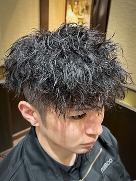 ヒロギンザバーバーショップ 大宮店(HIRO GINZA BARBER SHOP) ツイストスパイラルパーマ　波折パーマ