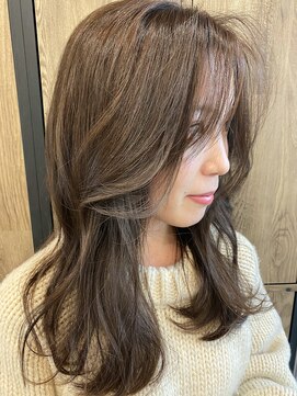 ハルキミナト ジャパン ヨコハマ(HARUKI MINATO japan YOKOHAMA) グレージュ　かきあげヘア　　20代、30代、40代女性