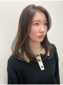 ミディアムフェイスレイヤー20代30代40代小顔スタイル