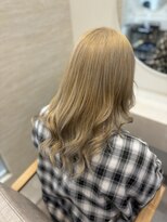 ラビス クローバー(Lovis clover)&nbsp;魅力倍増カール　セミディ　シアーカラー