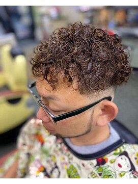 バーバーショップイシカワ(BARBER SHOP イシカワ) スキンフェードパーマスタイル