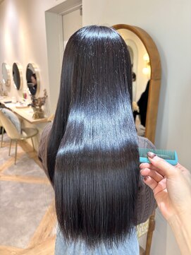 アンド ラ ブランシュ(&.La Blanche) フェミニンロング/メルティカラー/似合わせカット/髪質改善