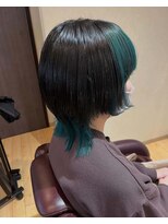 ヘアデザインフルーヴ(hair design fleuve) インナーカラーグリーン