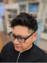 トリイ(TORII) くせ毛を生かした2ブロックショート