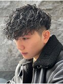 スペインカールスパイラルパーマツイストパーマフェード短髪