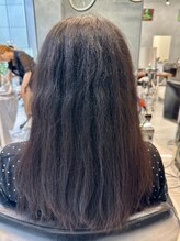 【縮毛矯正、髪質改善】まずは丁寧なカウンセリングと毛髪診断から