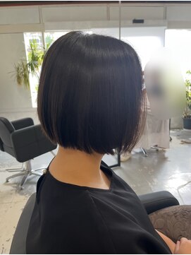 エフフォーユアヘアー(F for your hair) 前下がりボブ