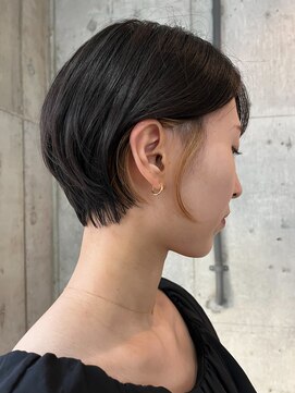 サクラ 岐阜(SAKURA) 首が綺麗に見える　大人ショート　イヤリングカラー　岐阜美容室