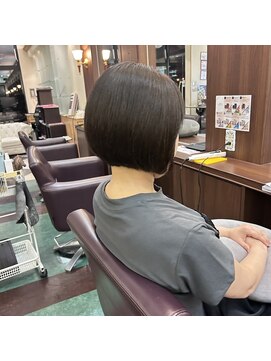 シャンプー ボーイ 宮崎柳丸店(SHAMPOO BOY) 前下がりボブ