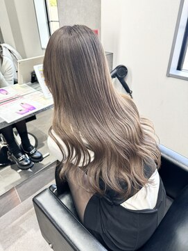 リリー ヘアーアンドビューティー(Lily) Designcolorツヤ髪