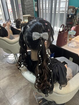 リエラ 新宿(RIERA) 編みカチュツインテ