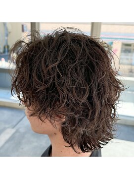 バース バイ ハピネス(BIRTH by happiness) ツイストスパイラルパーマツイストパーマメンズマッシュパーマ