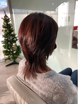 ヘア ド シェーヌ(hair de che-ne)の写真/明るく居心地の良いアットホームな空間が魅力＊一人ひとりに合わせたケアをご提案し、"なりたい"を叶える◇