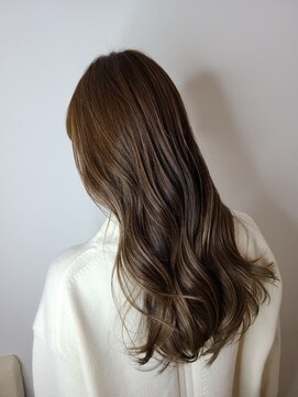 ジーナ 船橋(Zina) 髪質改善＊ロングレイヤーグレーベージュ＊美髪【Zina船橋】