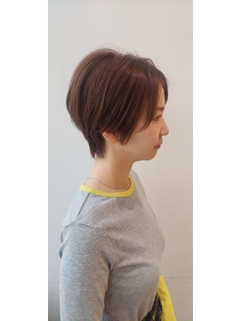 ゼル ビッグアイ(ZELE) アウトラインスッキリショート