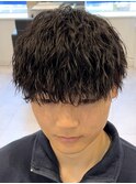 縦落ちパーマショートマッシュツイストスパイラル黒髪