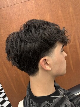 フランクス バーバー ウエストトウキョウ 吉祥寺店(FRANK’S BARBER WEST TOKYO) 吉祥寺サーフカールセンターパート波巻きツイストスパイラルY