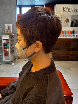 ショートカット ブラウンベージュカラー 白髪染めカラー 30代