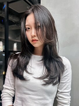 アイティー バイ アルバム 浦和店(IT by ALBUM) ロングダークアッシュ韓国ヘア顔周りレイヤー_F1415