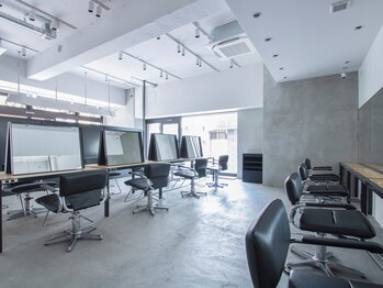 IT by ALBUM 松戸店【アイティー バイ アルバム】