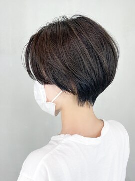 アイティーバイアルバム 藤沢店(IT by ALBUM) 丸みとくびれショート_くびれヘアビタミンカラー_ba340611