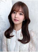 るなstyle セミロングくびれヘア 大人可愛いシースルー前髪