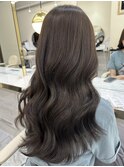 透明感とまろみのあるブラウン×艶っぽワンホンレイヤー/梅田