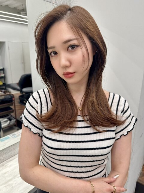 韓国ロングヘアスタイルの定番、ヨシンモリ